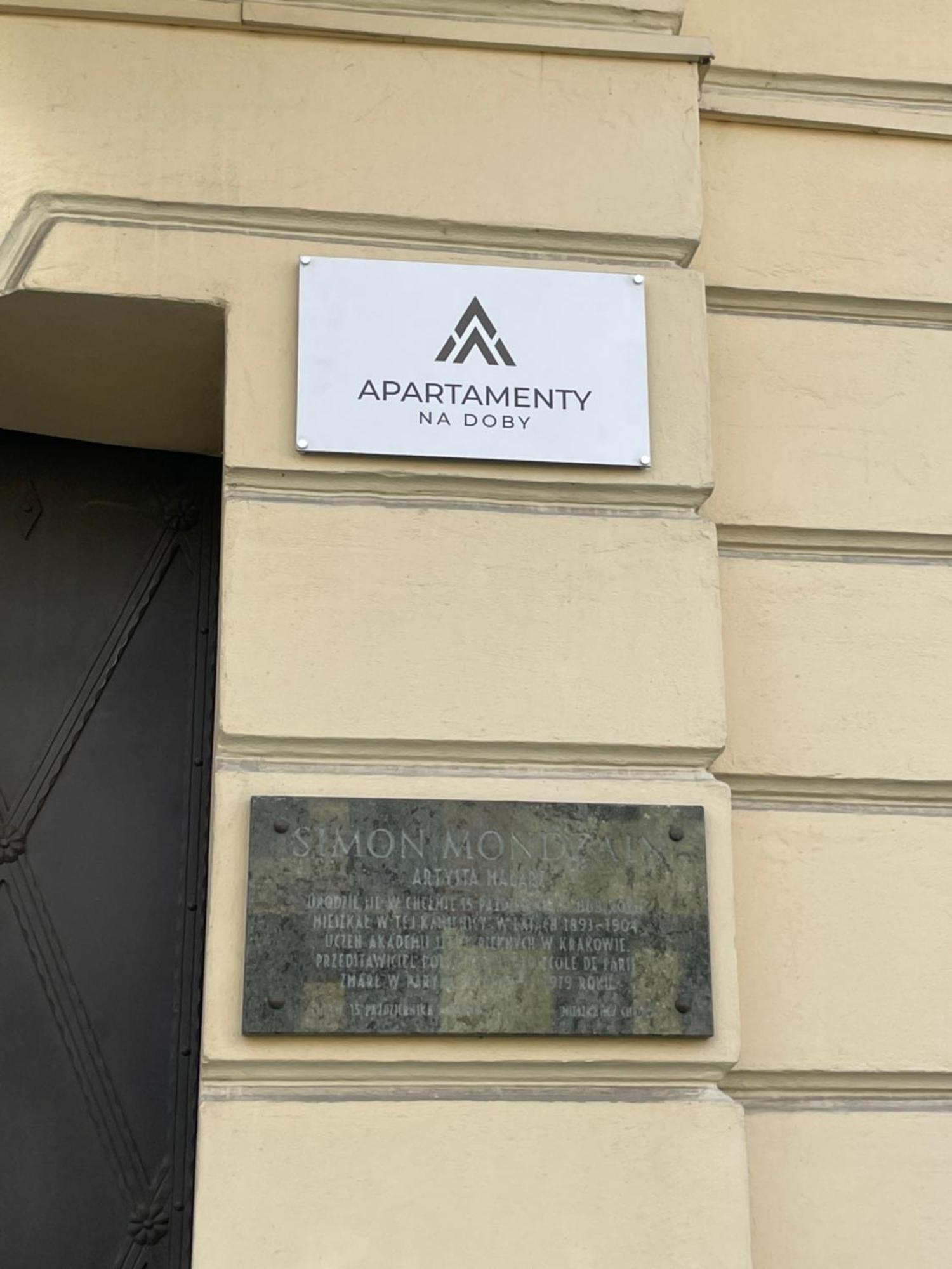 Apartamenty Luczkowskiego Z Widokiem Na Studnie 2 Chełm Eksteriør billede