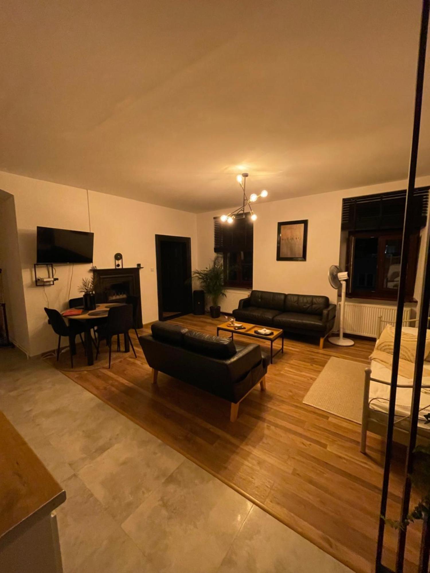 Apartamenty Luczkowskiego Z Widokiem Na Studnie 2 Chełm Eksteriør billede
